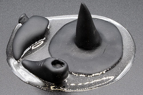 LA132 - Melted Witch